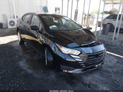 NISSAN VERSA 2024
