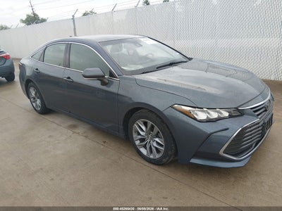 TOYOTA AVALON 2019