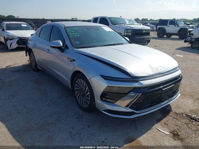 HYUNDAI SONATA HYBRID 2025