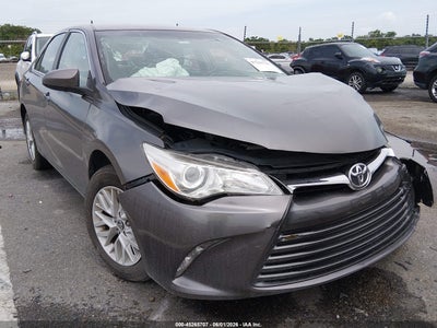 TOYOTA CAMRY 2016