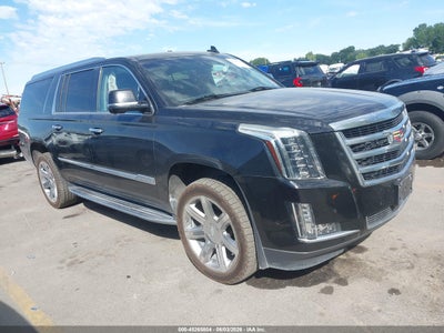 CADILLAC ESCALADE ESV 2019