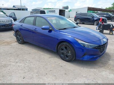HYUNDAI ELANTRA 2023