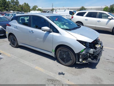 NISSAN LEAF 2023