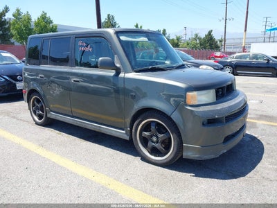 SCION XB 2004