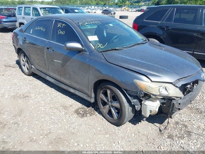 TOYOTA CAMRY 2011
