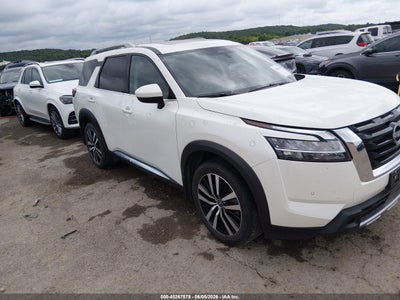 NISSAN PATHFINDER 2024