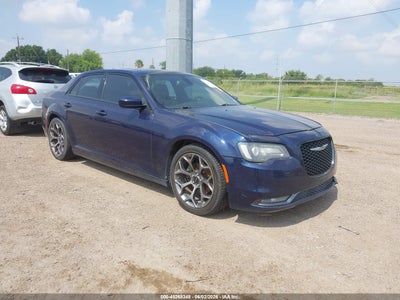 CHRYSLER 300 2015