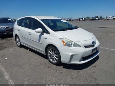 TOYOTA PRIUS V 2012