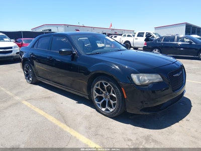 CHRYSLER 300 2017