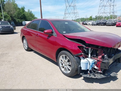TOYOTA CAMRY 2015