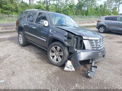 CADILLAC ESCALADE 2010