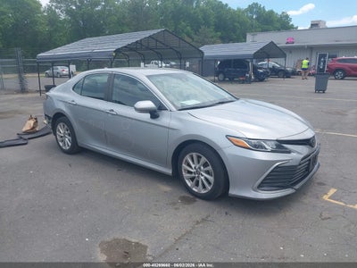 TOYOTA CAMRY 2023