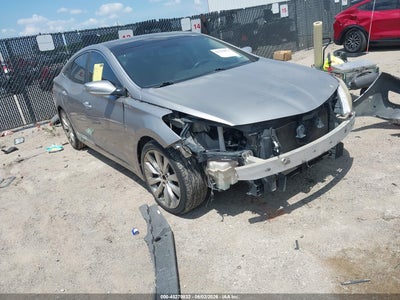 HYUNDAI AZERA 2013