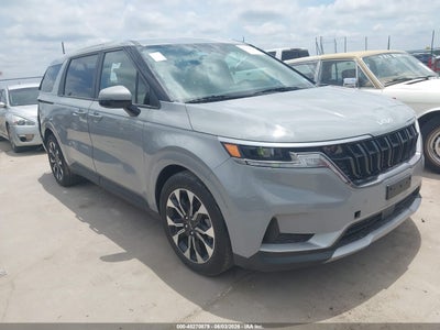 KIA CARNIVAL MPV 2024