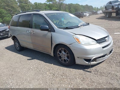 TOYOTA SIENNA 2004