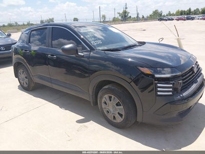 NISSAN KICKS 2025