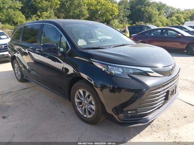 TOYOTA SIENNA 2026