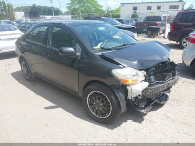 TOYOTA YARIS 2010