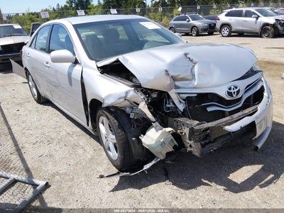 TOYOTA CAMRY 2011