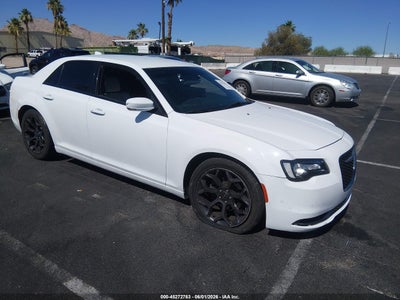 CHRYSLER 300 2019