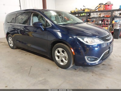 CHRYSLER PACIFICA HYBRID 2018