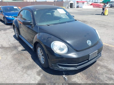 VOLKSWAGEN BEETLE 2012