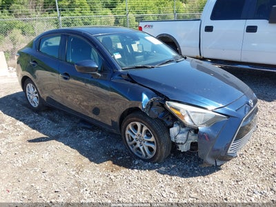 TOYOTA YARIS IA 2018