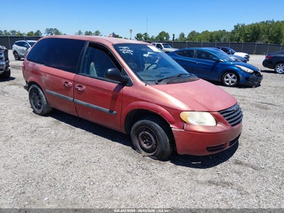 CHRYSLER TOWN & COUNTRY 2005