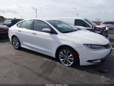 CHRYSLER 200 2015
