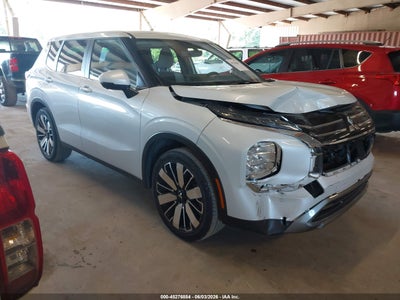 MITSUBISHI OUTLANDER 2025