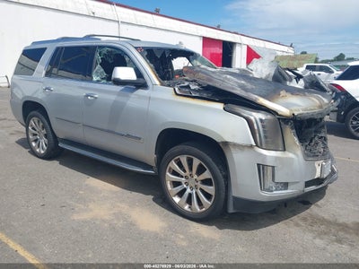 CADILLAC ESCALADE 2016