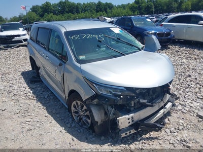 TOYOTA SIENNA 2021