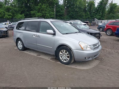 KIA SEDONA 2010