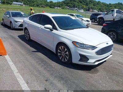 FORD FUSION 2019