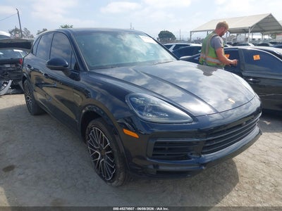 PORSCHE CAYENNE E-HYBRID 2021