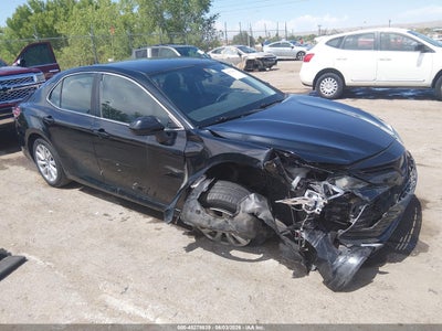TOYOTA CAMRY 2019