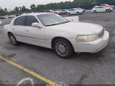 LINCOLN TOWN CAR 2007