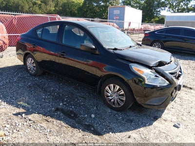 NISSAN VERSA 2016