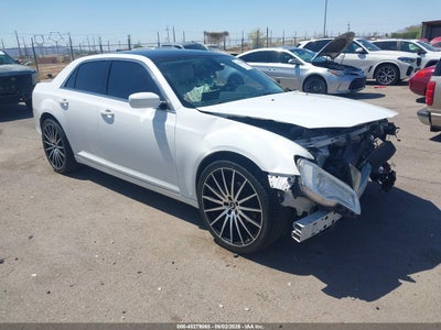 CHRYSLER 300 2015