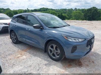 FORD ESCAPE 2023