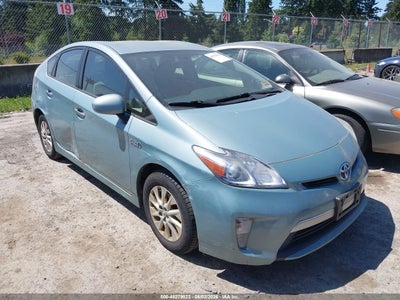 TOYOTA PRIUS PLUG-IN 2012
