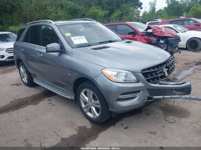 MERCEDES-BENZ GLC 300 2021