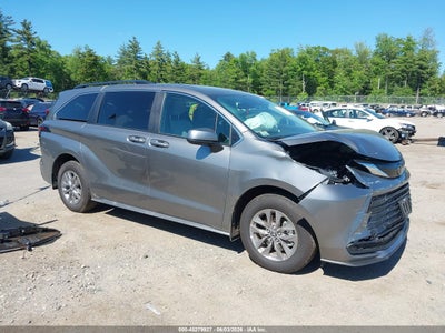 TOYOTA SIENNA 2026