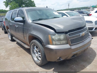 CHEVROLET SUBURBAN 1500 2011