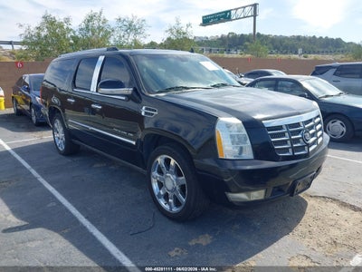 CADILLAC ESCALADE ESV 2011
