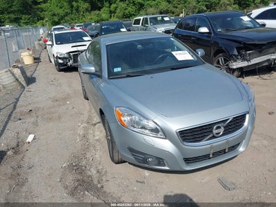 VOLVO C70 2011