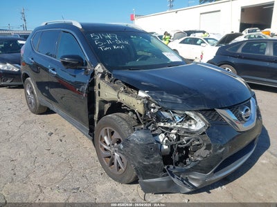 NISSAN ROGUE 2016