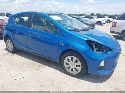 TOYOTA PRIUS C 2013