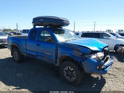 TOYOTA TACOMA 2017