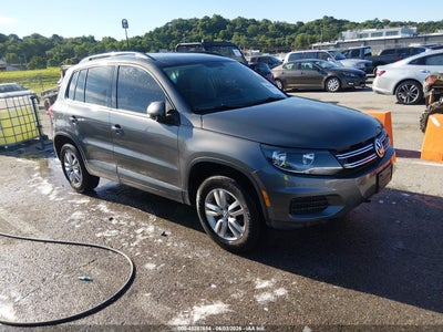 VOLKSWAGEN TIGUAN 2015